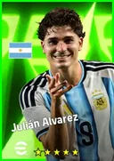 Julián Alvarez CF card
